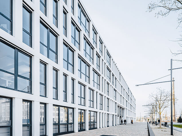 Außenansicht Bürogebäude Lufthansa Raunheim