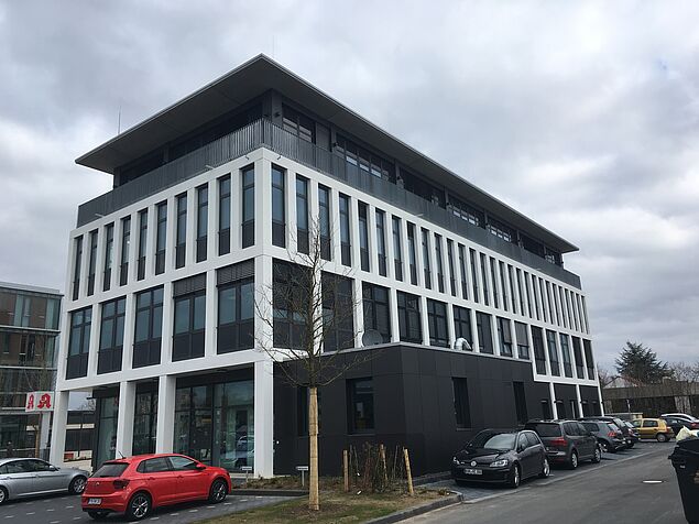 Außenansicht auf der Straßenseite