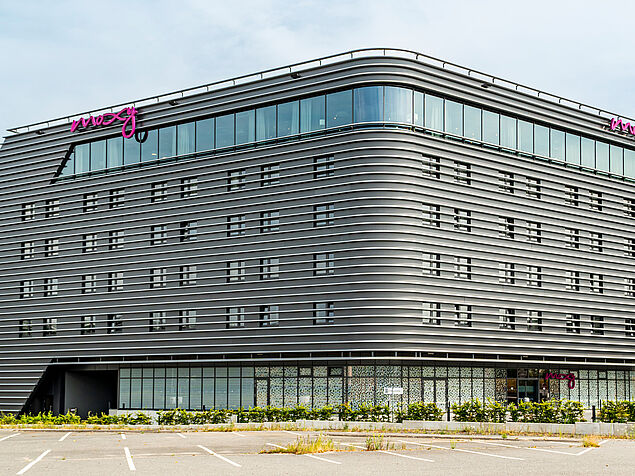 Hotel Moxy mit abgerundeten Ecken